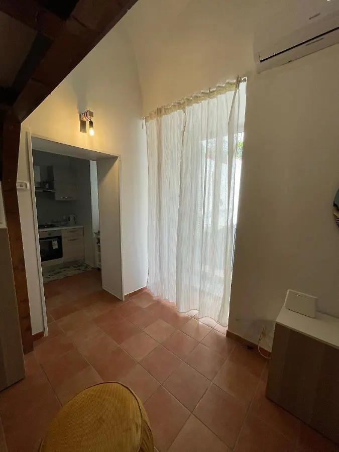 La Casa Di Santa' Apartment Naples
